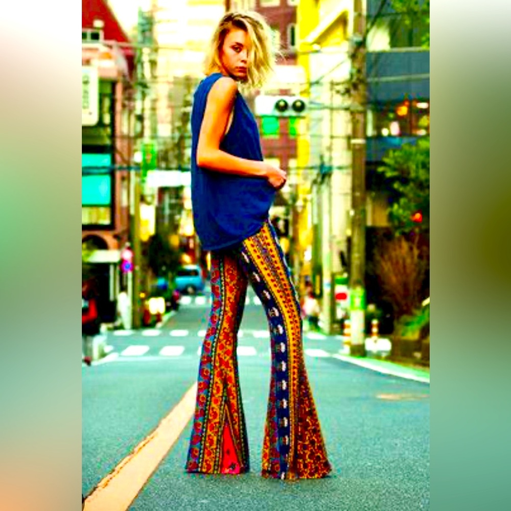 Novella Royale Janis Bells Red Ethnic pants